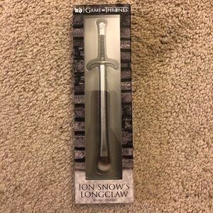 BNIB Urban Decay x Game of Thrones Longclaw brush